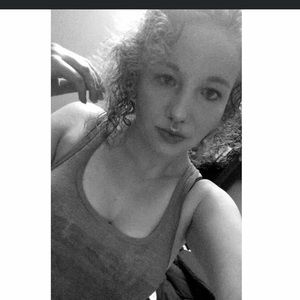 Meet your Posher, Mikayla